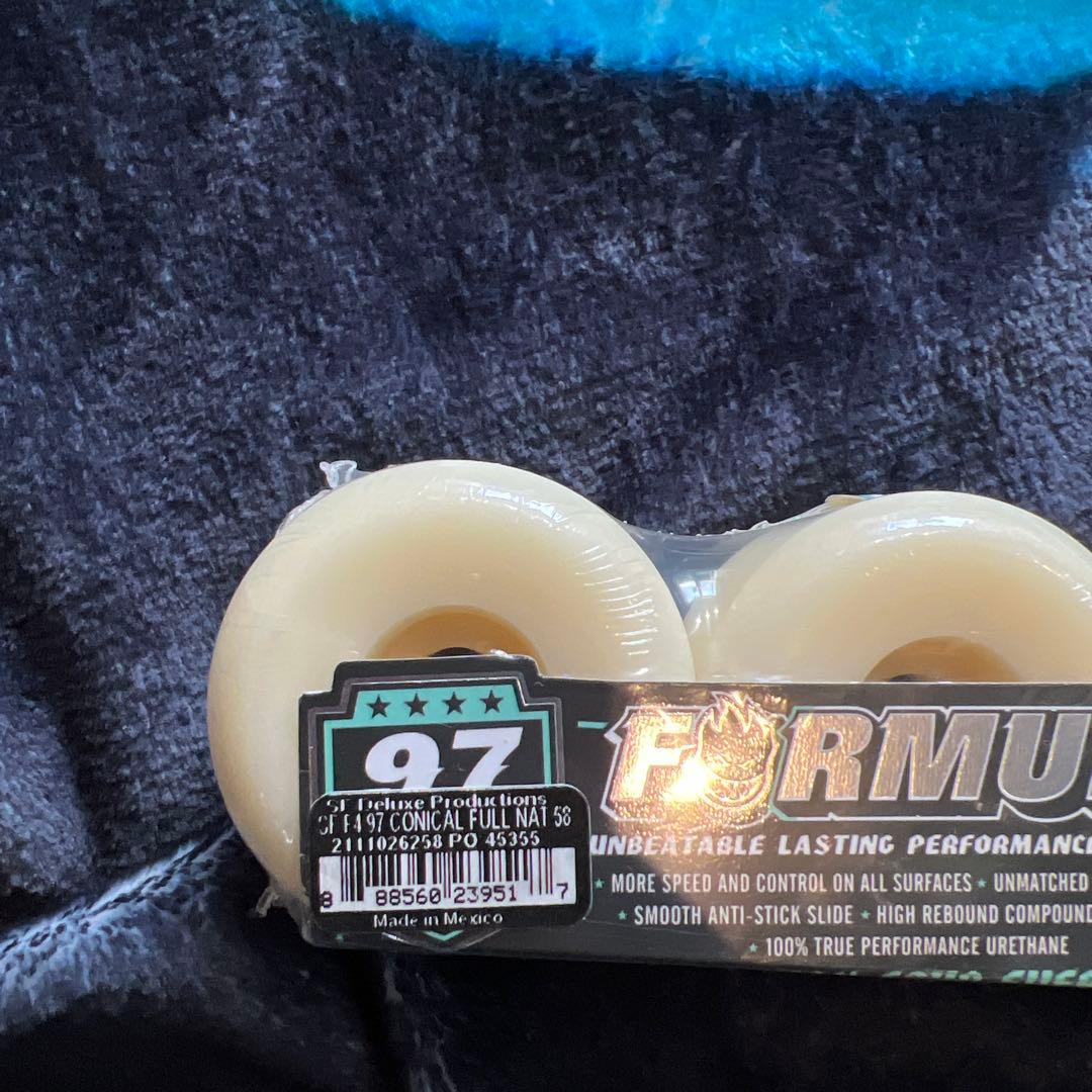 Spitfire Formula Four 58mm97D スケボーウィール
