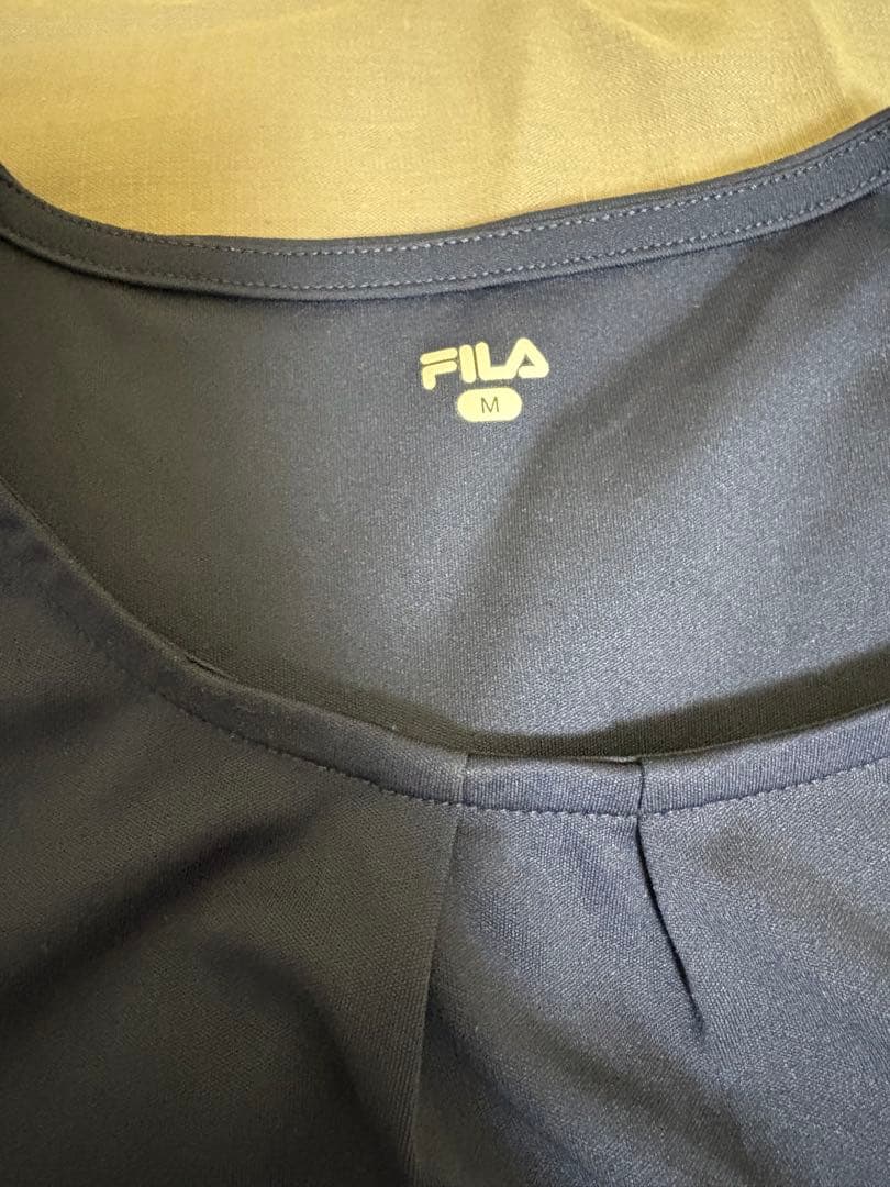 FILA テニスウェア M ネイビー　プリーツスコート上下セット