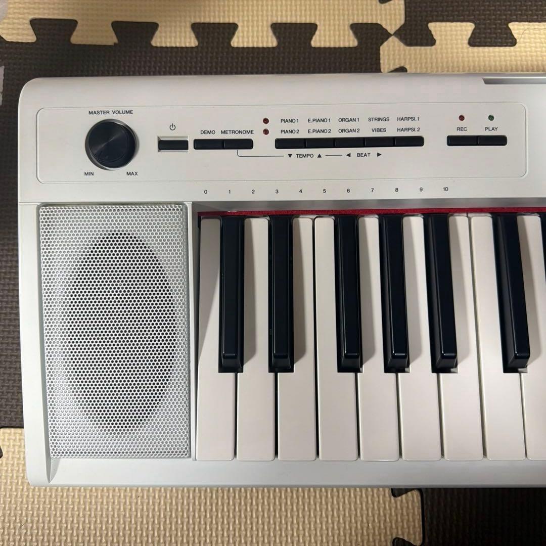 YAMAHA NP-12WH Piaggero 電子ピアノ(電源、非純正鞄付)