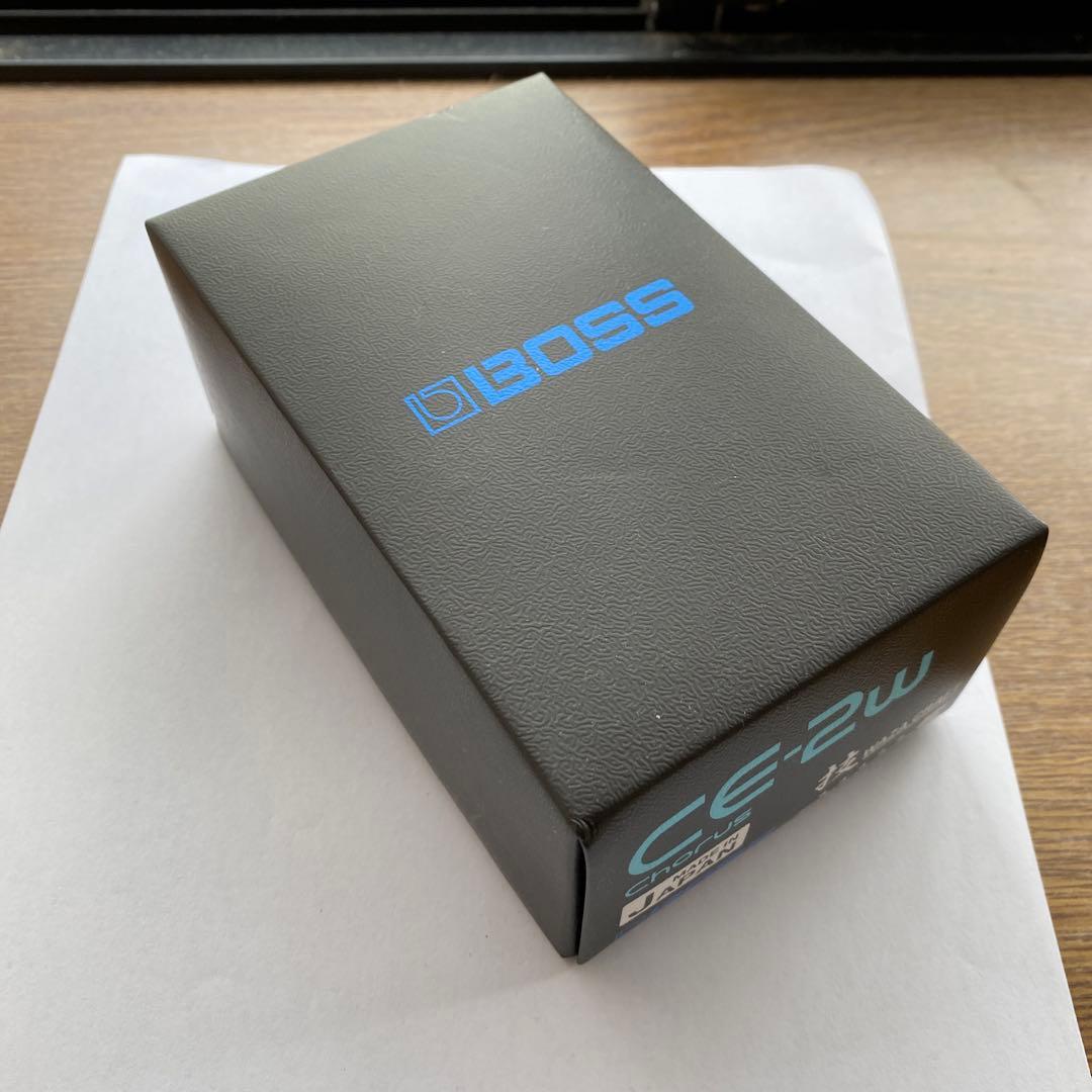 BOSS コーラスエフェクター CE-2W