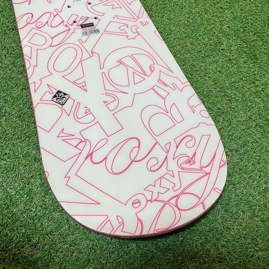 ROXY 可愛い ピンク 総柄 139cm レディース スノーボード板 スノボ