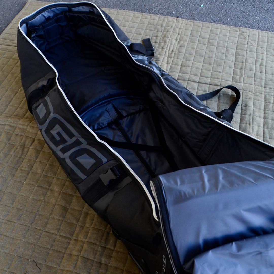 OGIO　オジオ　ゴルフ用　トラベルバッグ　ゴルフバッグ　大型　キャリーケース