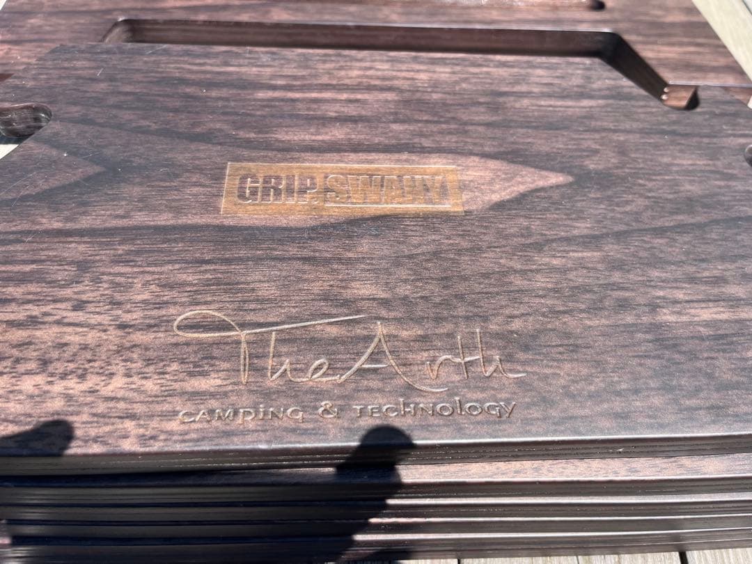 TheArth しま次郎　GRIPSWANY グリ次郎