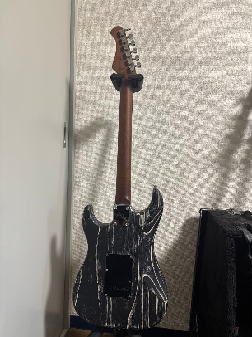 Bacchus SGS-ASH/RSM ストラトタイプ　ギター