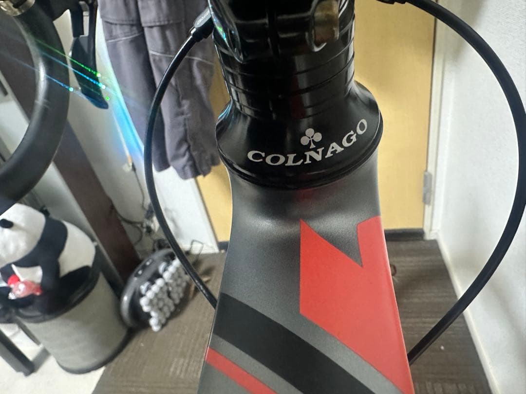 自転車本体 Full carbon COLNAGO with aero handlebar.