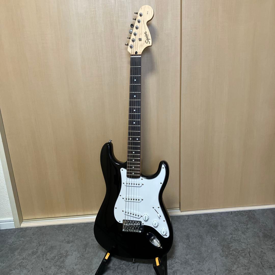 Squier Affinity Stratocaster ブラック