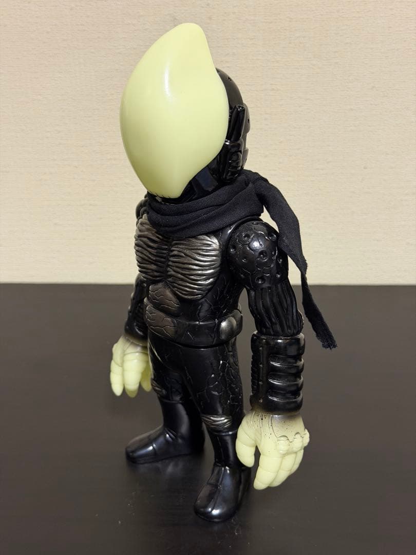真頭玩具　REALHEAD　エイリマン　蓄光　リアルヘッド
