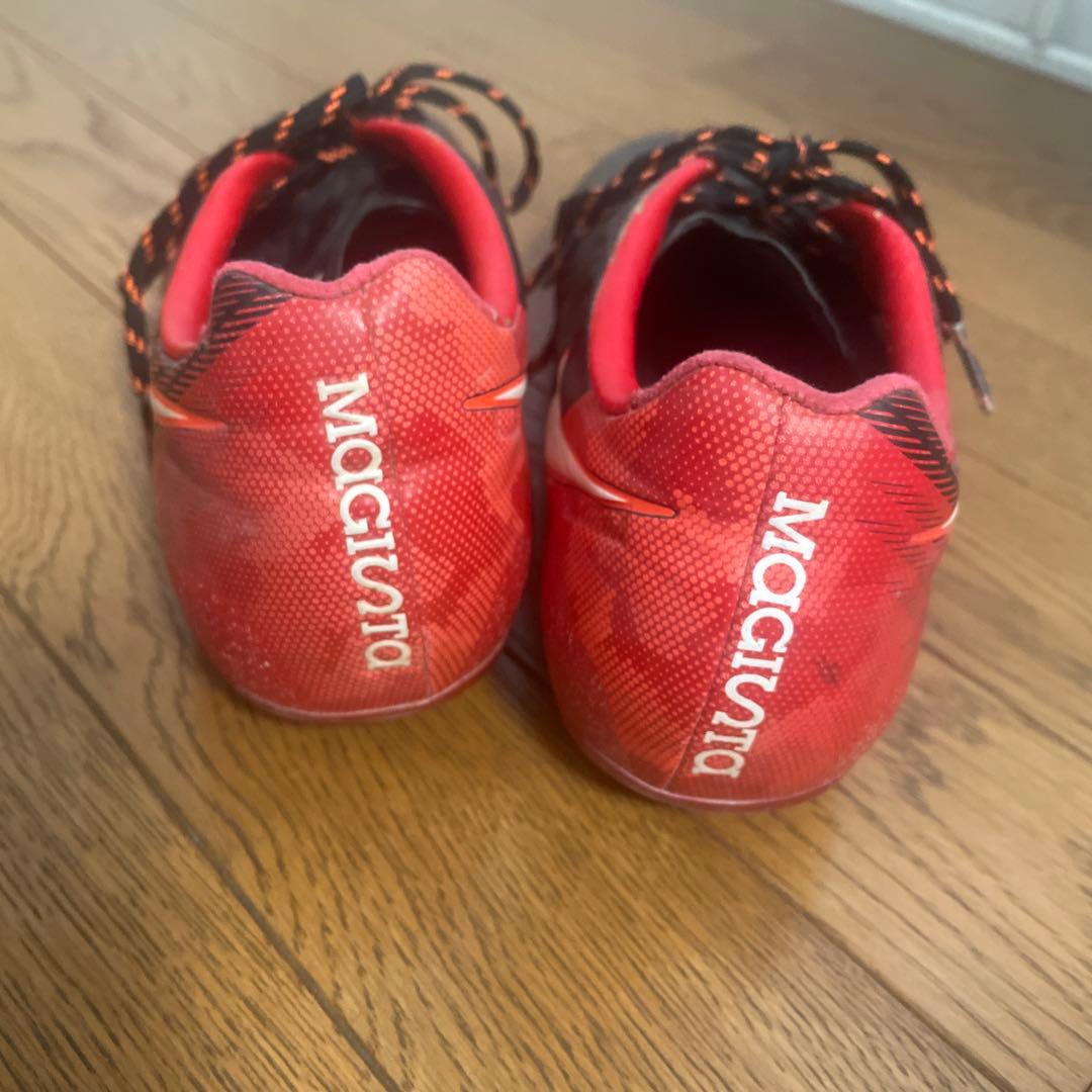 Nike Magista サッカーシューズ 黒/赤