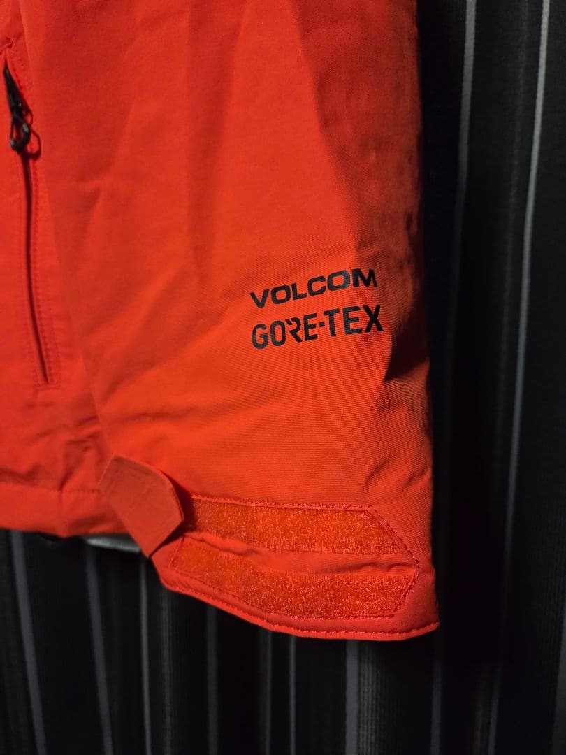 VOLCOM GORE-TEX レッド？オレンジ？　　US Lサイズ