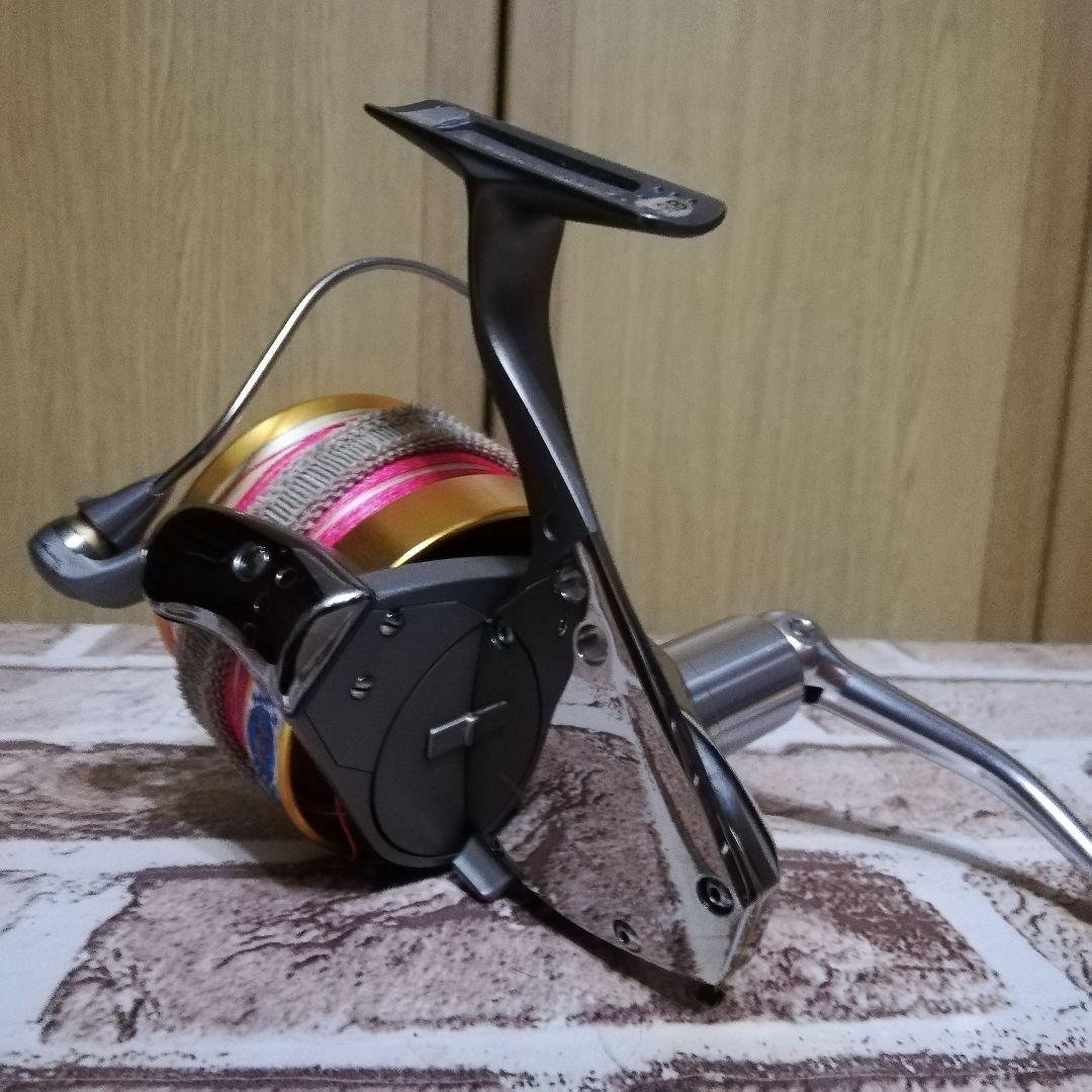 SURF エアロチタニウムスピニングリール