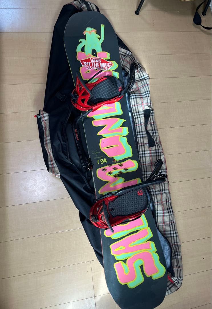 サロモン　SALOMON スノーボード　サラマンダー