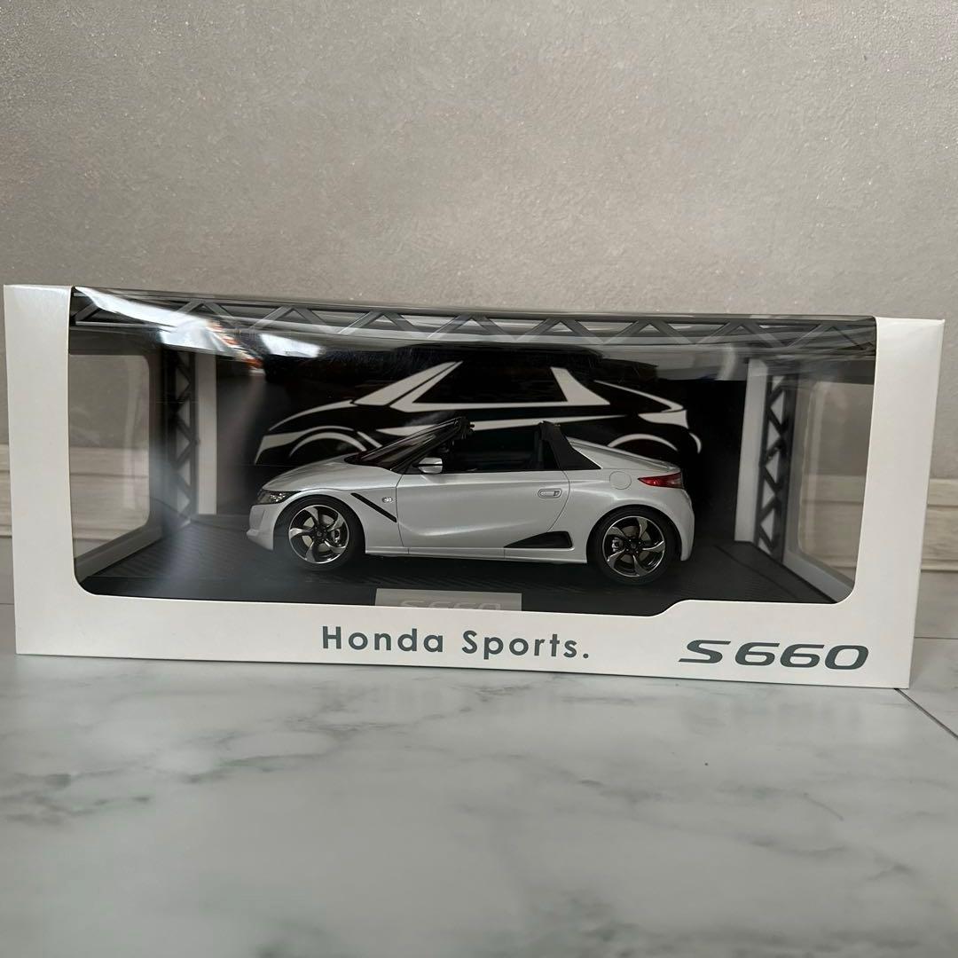 Honda S660α 1/18 HJ1803BW