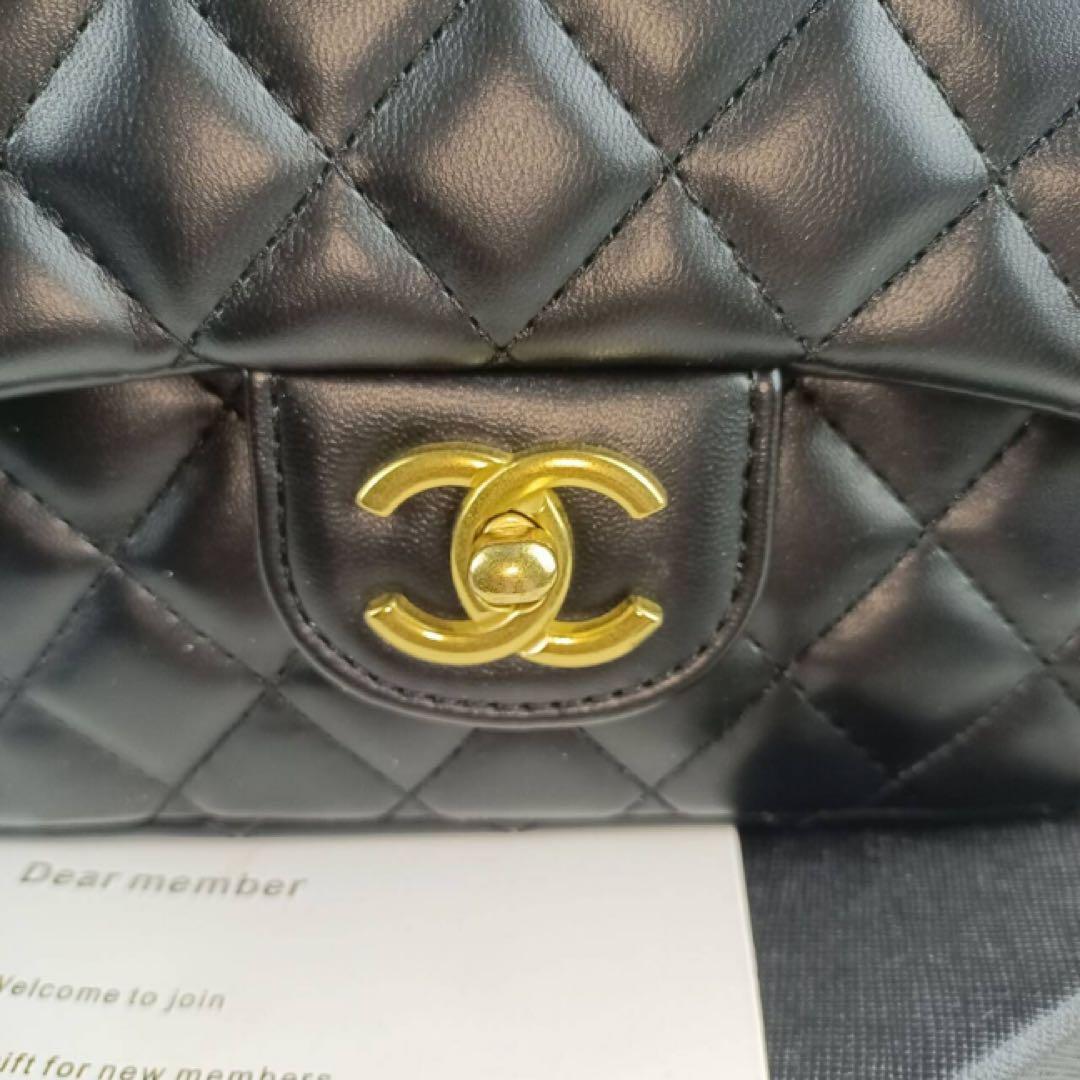 CHANELノベルティ ハンドルゴールド ロゴプレート キルティングバッグ非売品