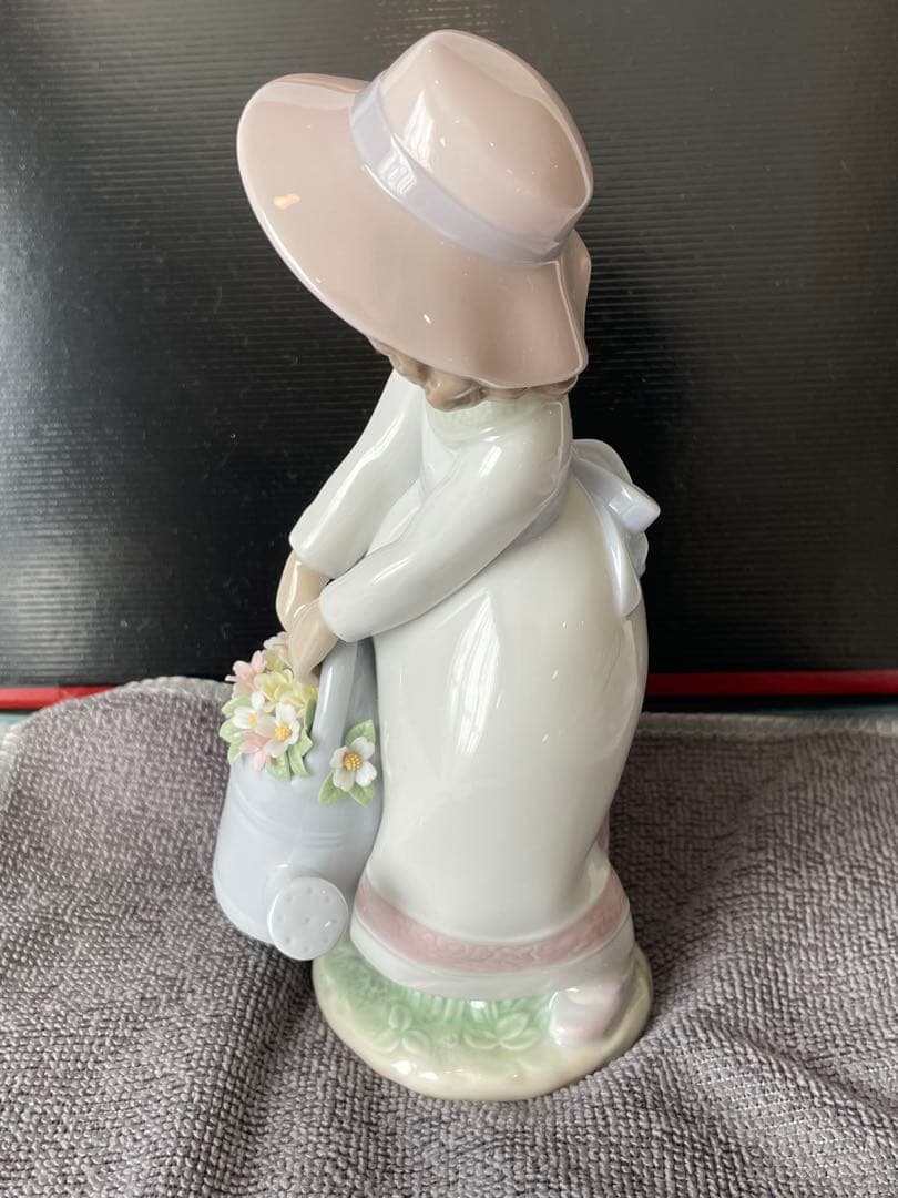 LLADRO リヤドロ 6876 『 春の輝き』