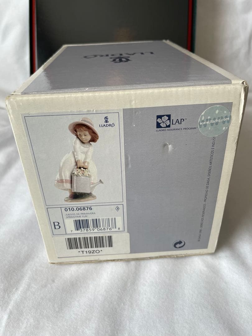 LLADRO リヤドロ 6876 『 春の輝き』