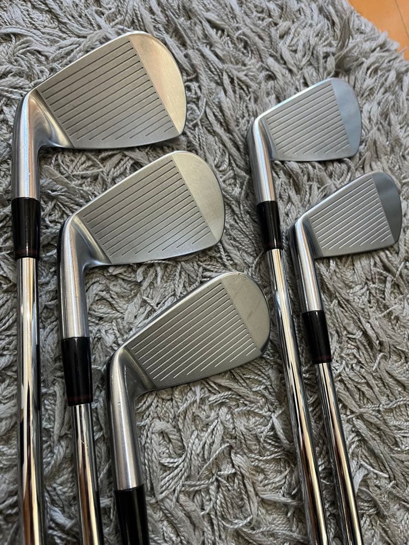 ONOFF KURO FORGED アイアン5本セット6-P 2020モデル