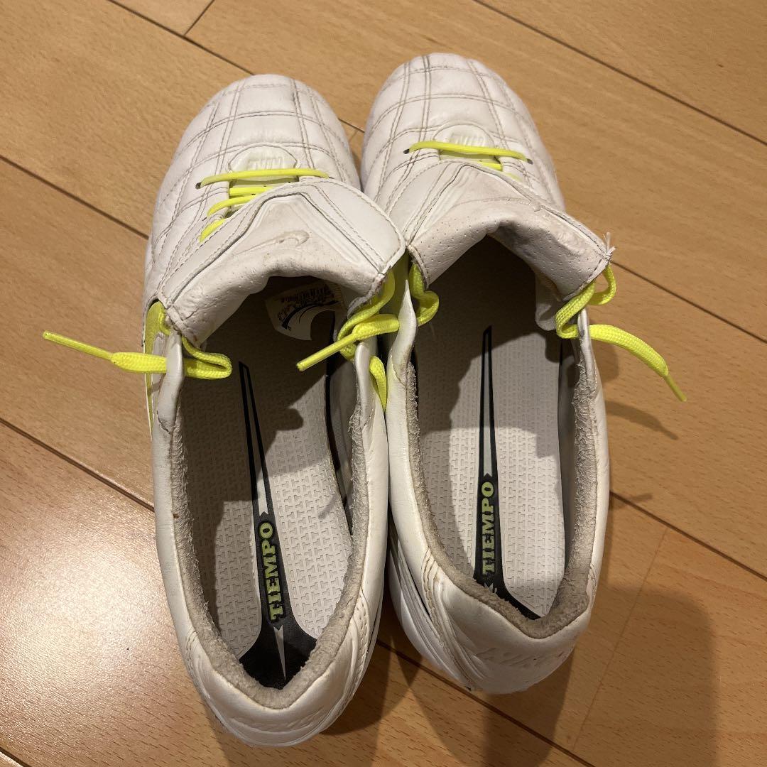NIKE ナイキ サッカースパイク　ティエンポレジェンド