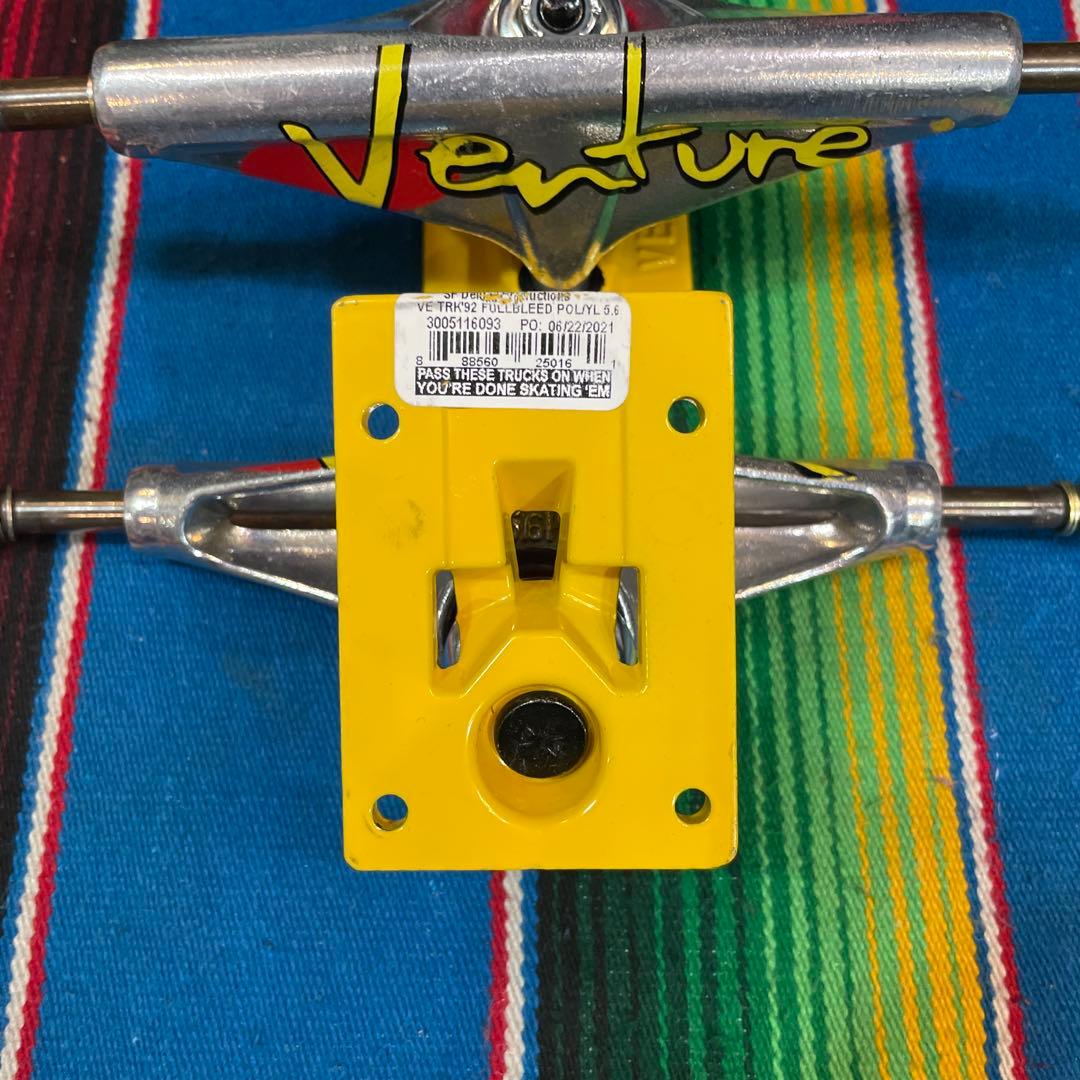 ベンチャー　venture スケートトラック　5.6