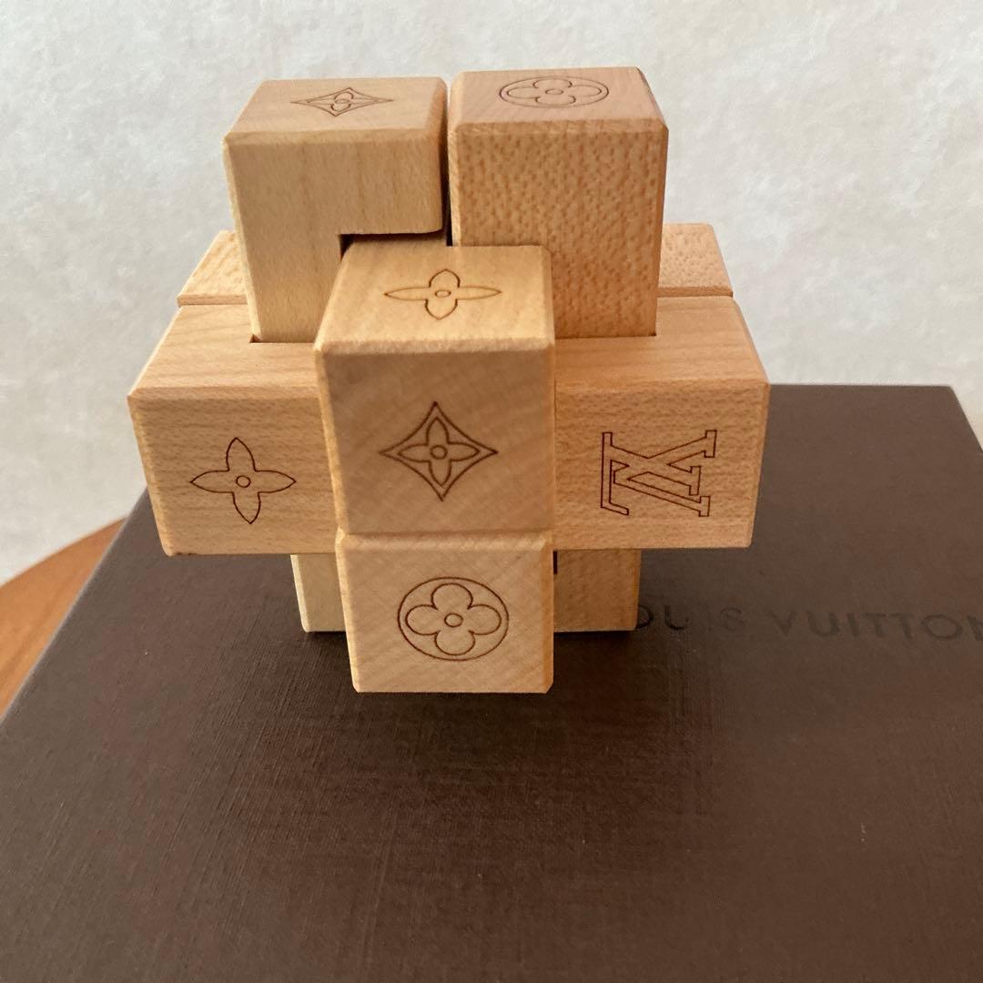 ルイヴィトン ノベルティグッズ パテキ