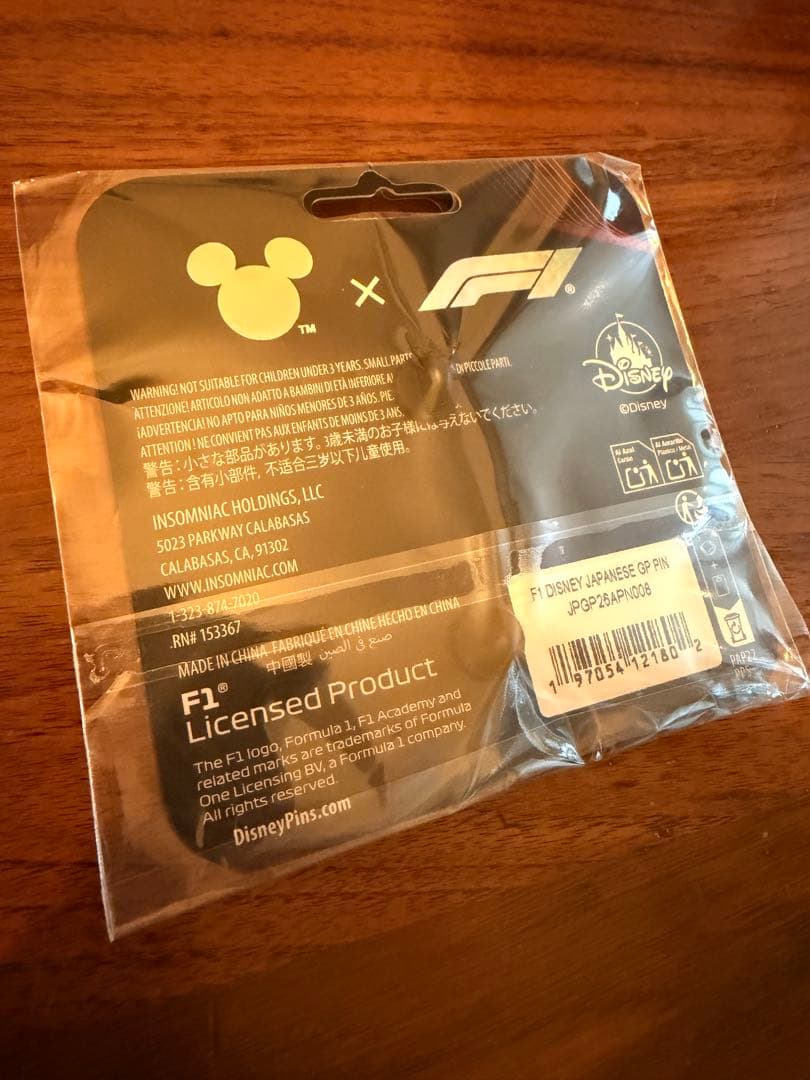 【新品未開封】Disney x F1 ミッキーマウス ピンバッジ