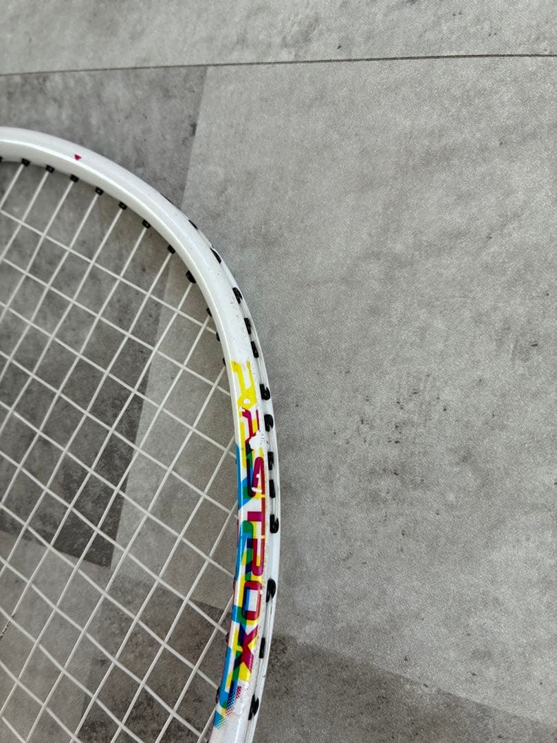 YONEX ASTROX33 アストロクス33 バドミントンラケット　5UG5