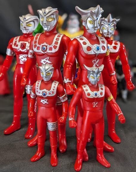 ウルトラマンレオ＆登場怪獣・宇宙人（バンダイ）ソフビフィギュア11体セット＋７