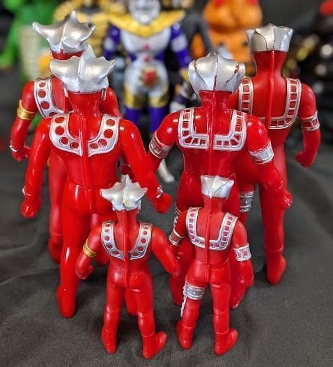 ウルトラマンレオ＆登場怪獣・宇宙人（バンダイ）ソフビフィギュア11体セット＋７