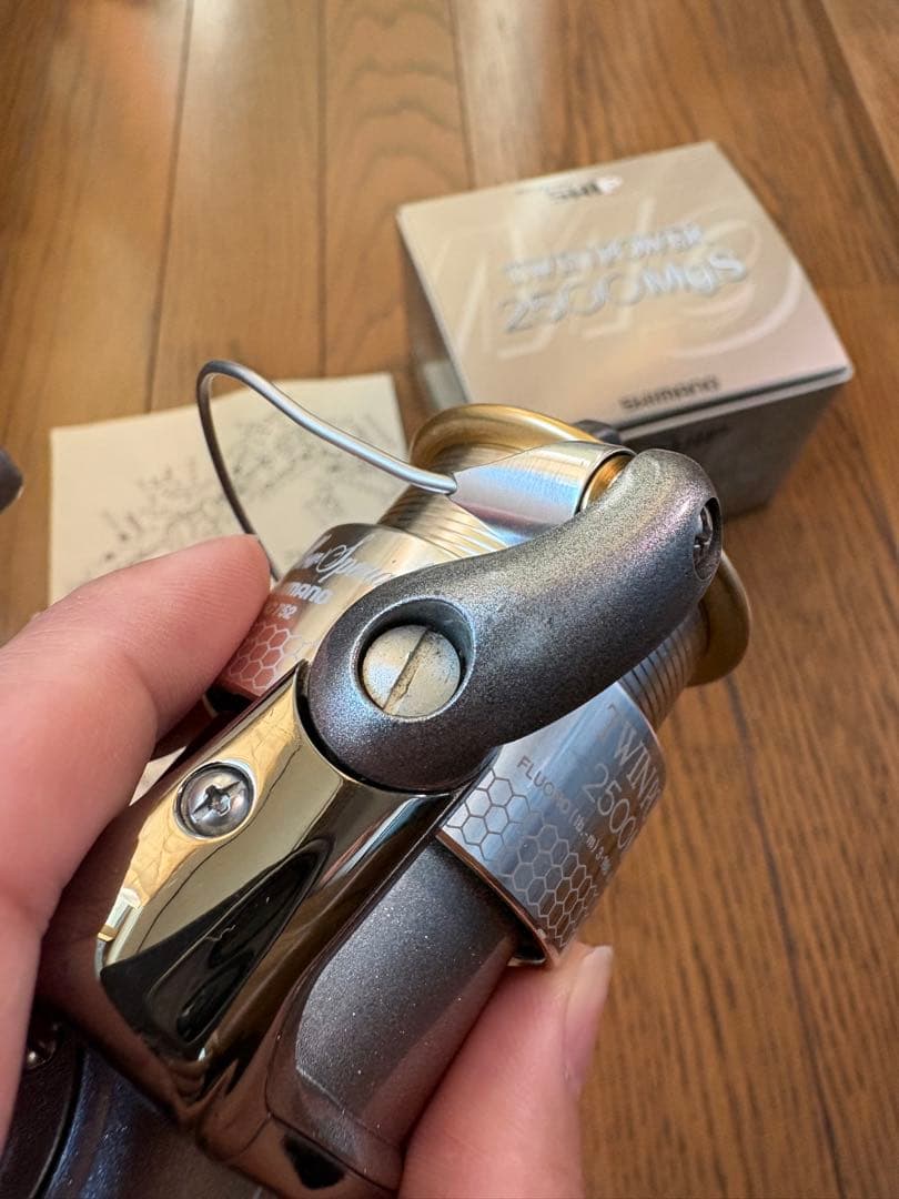 SHIMANO TWIN POWER 2500MgS スピニングリール