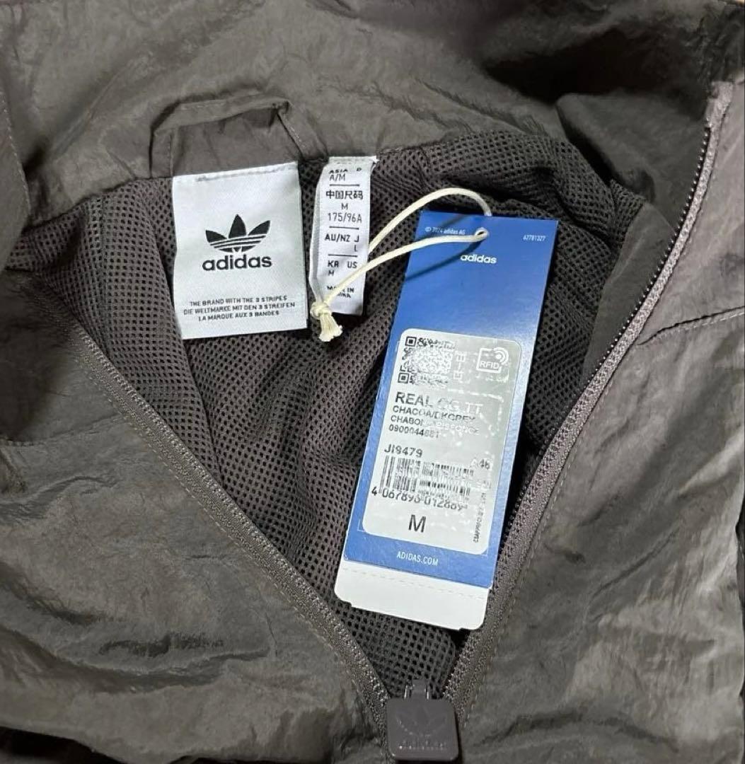 adidas レアル・マドリード　トラックジャケット