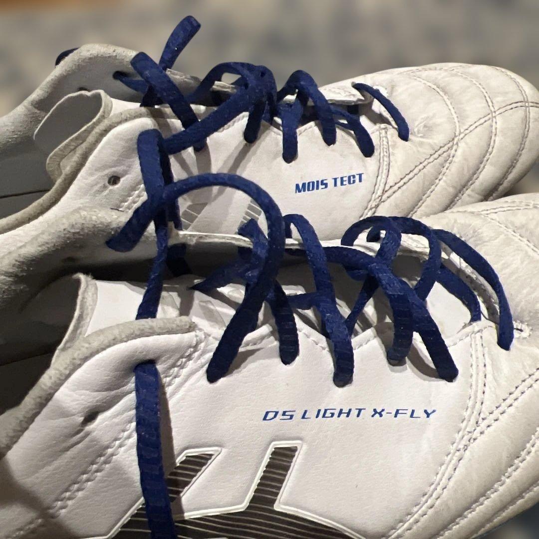 asics DS LIGHT X-FLY サッカーシューズ ホワイト/ブルー