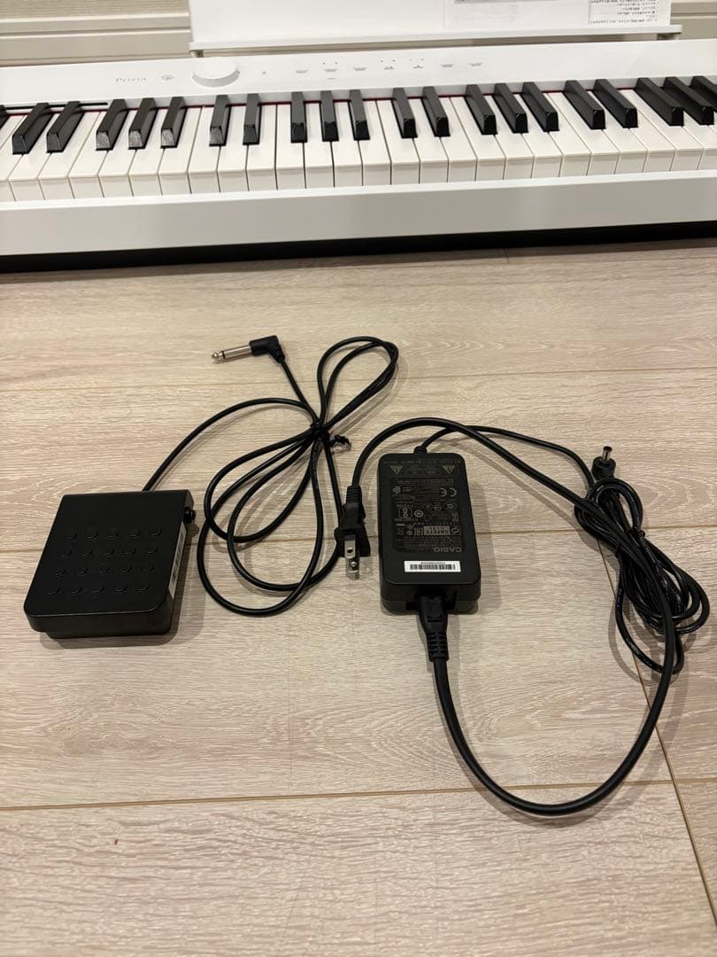 CASIO Privia PX-S1000電子ピアノ ホワイト