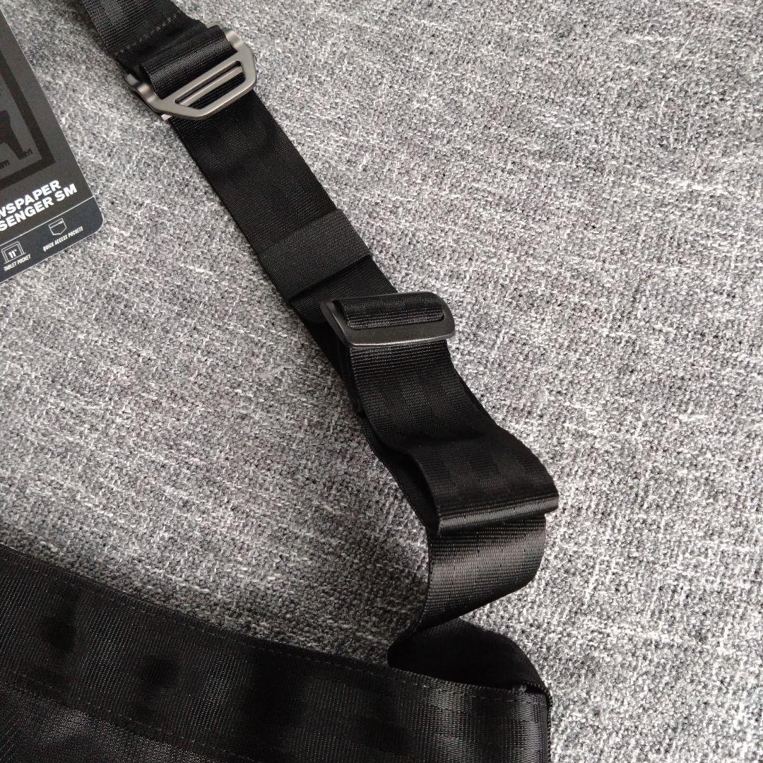 【CHROME】新品 Newspaper Messenger SM 黒