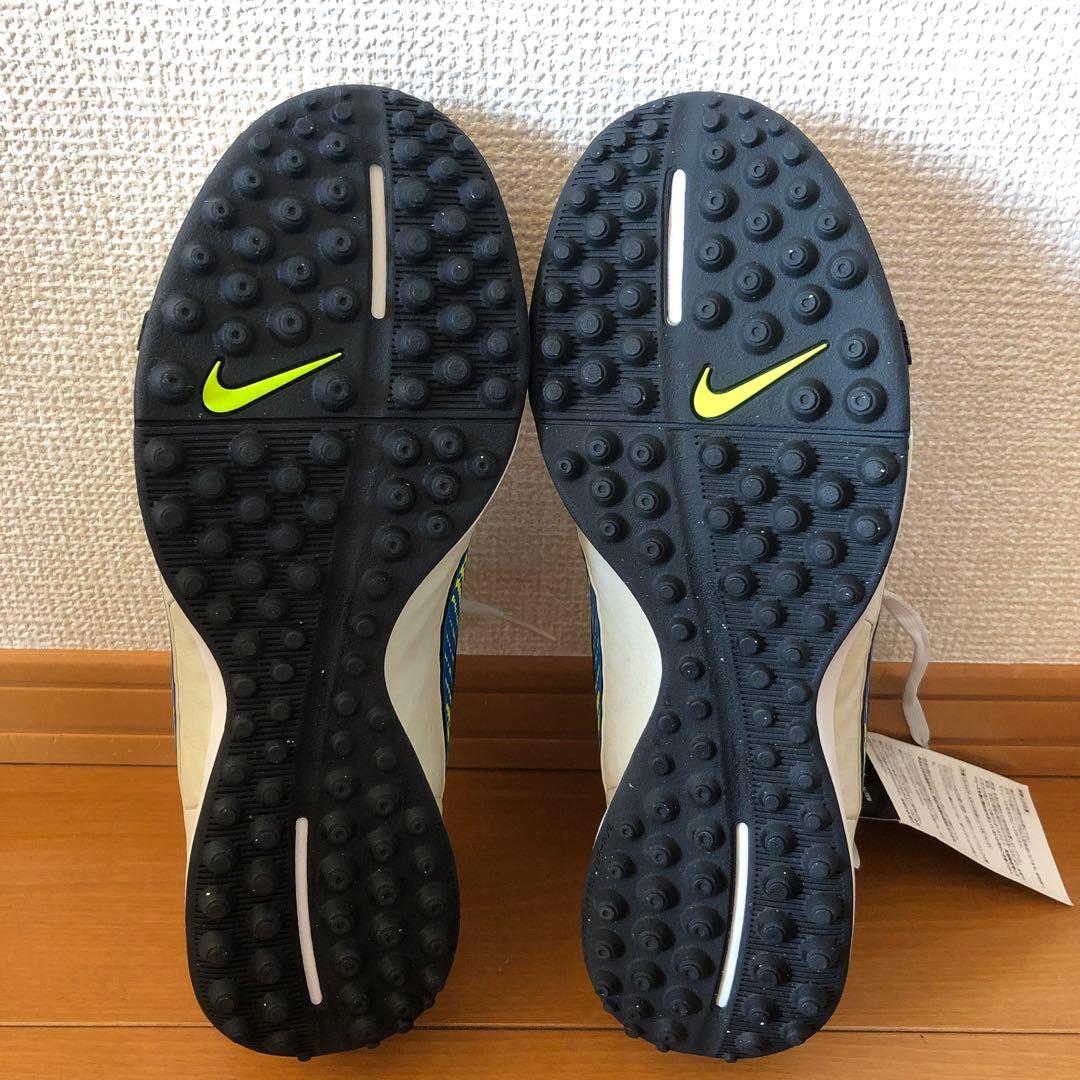 ナイキ ティエンポ レガシー TF(ホワイト)