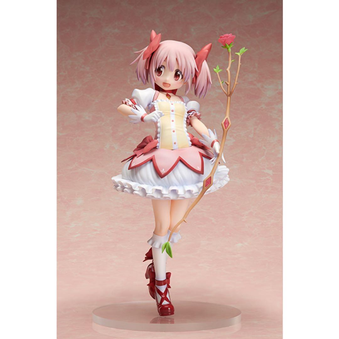 (新品未開封)環いろは (開封美品)鹿目まどか1/8スケールフィギュア【特典付】
