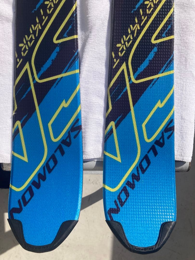 【美品】ショートスキー　SALOMON ショートカート125 バンド ケース付