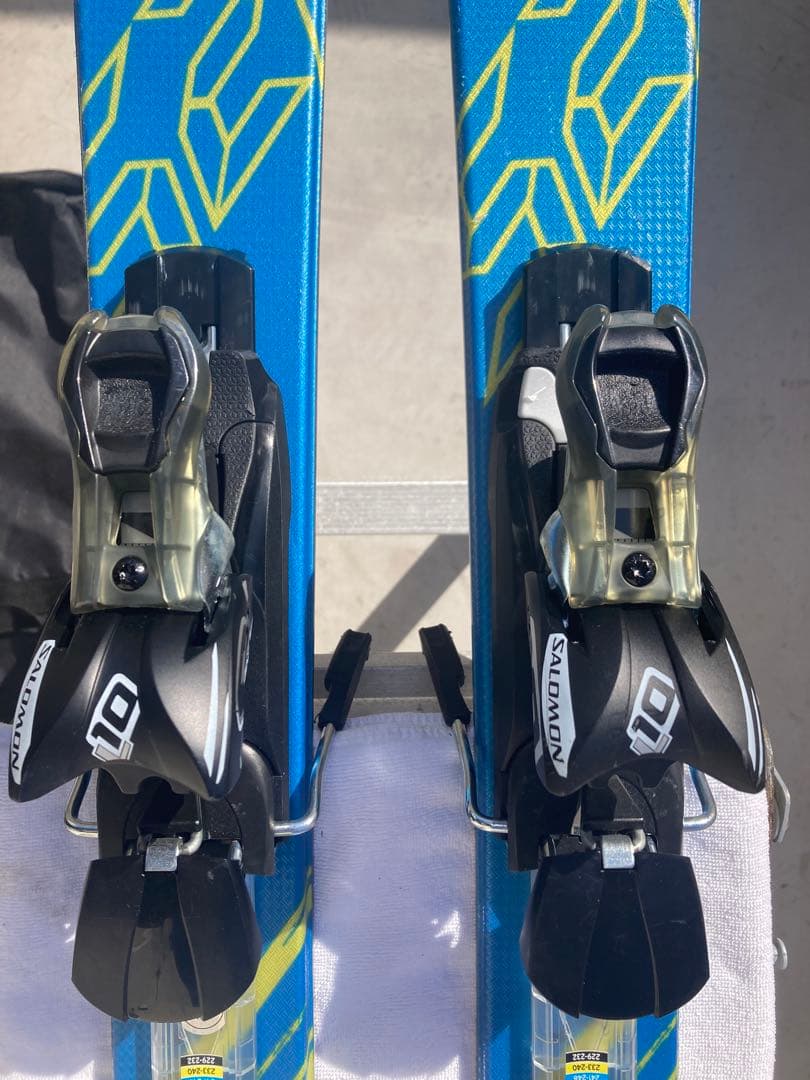 【美品】ショートスキー　SALOMON ショートカート125 バンド ケース付