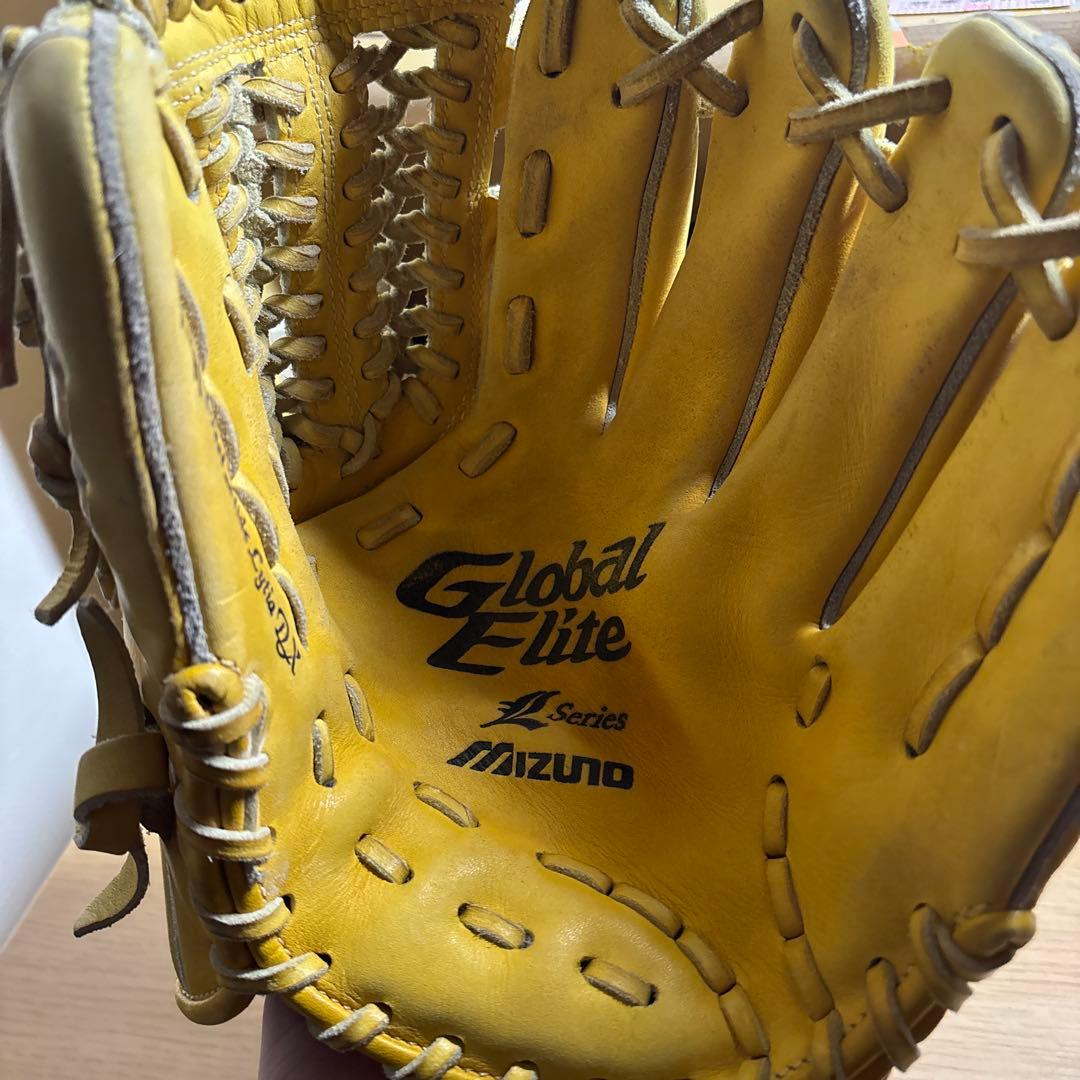 Mizuno Global Elite Zシリーズ グローブ イエロー