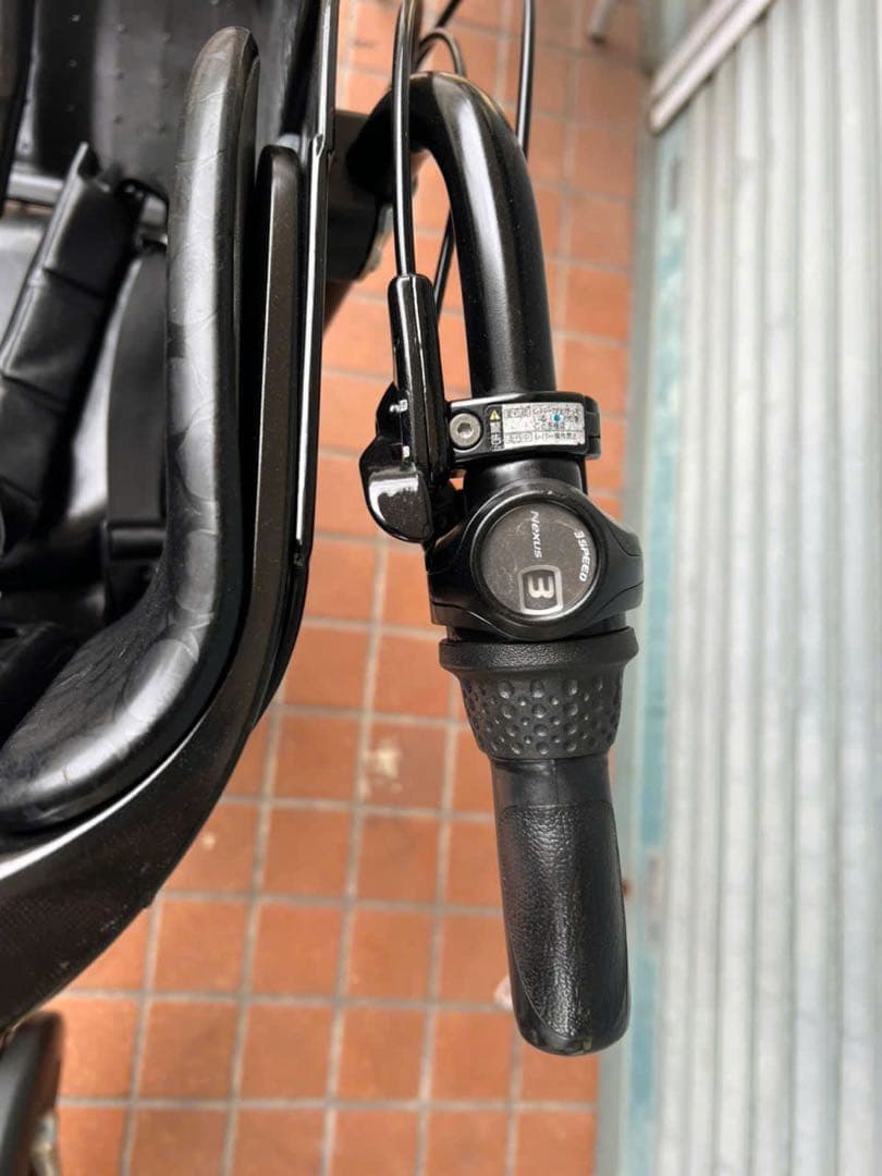 関西限定 子供乗せ電動アシスト自転車ブリヂストン 前のチャイルドシート付き