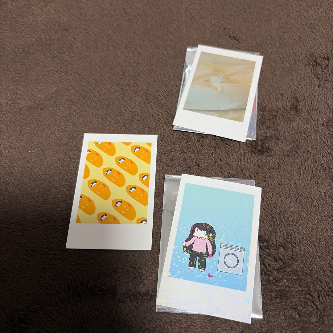 Ado チェキカード、アクリルキーホルダー、缶バッチ
