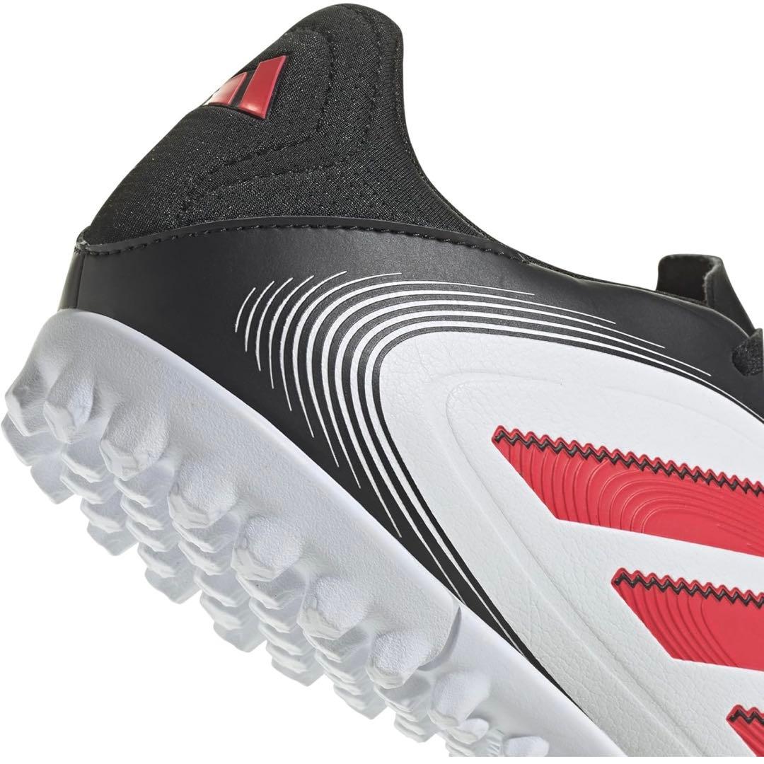 【1/29までの出品です‼️】adidas サッカー フットサル シューズ25.5