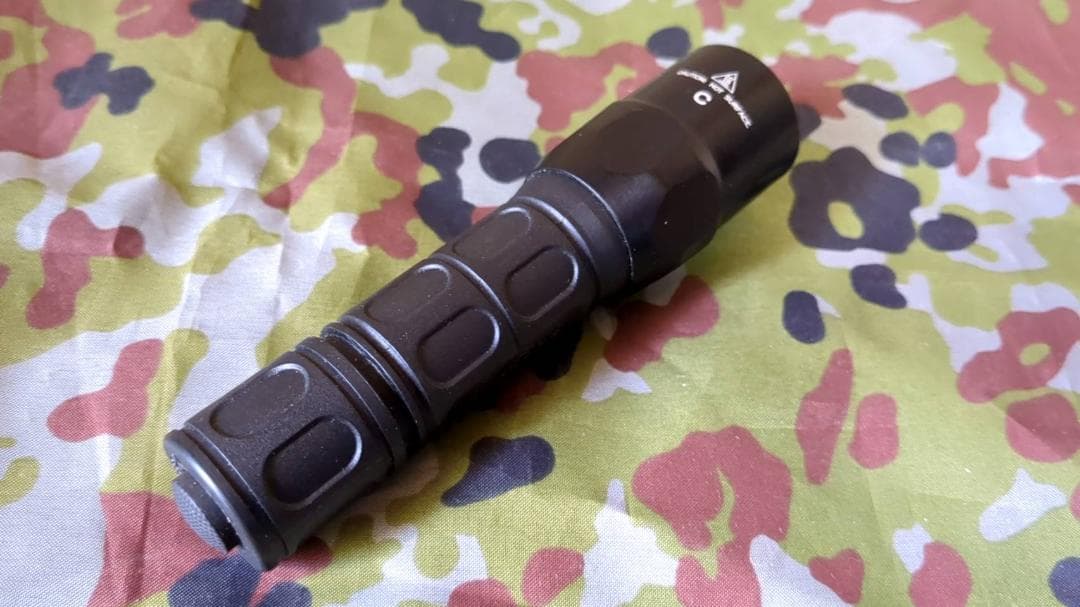 SUREFIRE G2X タクティカル BK 中古品 懐中電灯