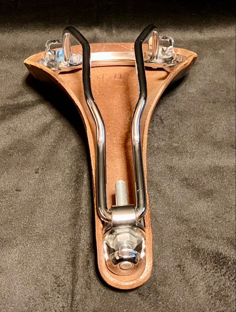 BROOKS SWIFT サドル