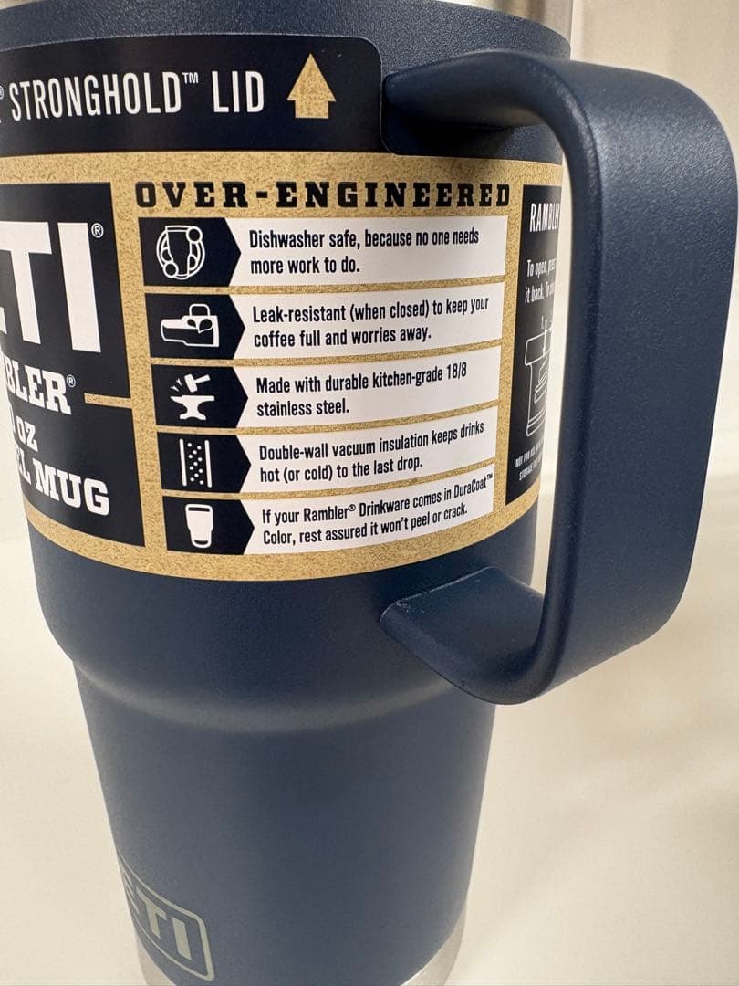 【新品未使用】人気サイズYeti 20oz(591ml) トラベルマグ ネイビー