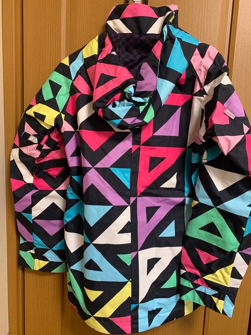 【ほぼ新品】カラフル スノーボードウェアセット 女性用