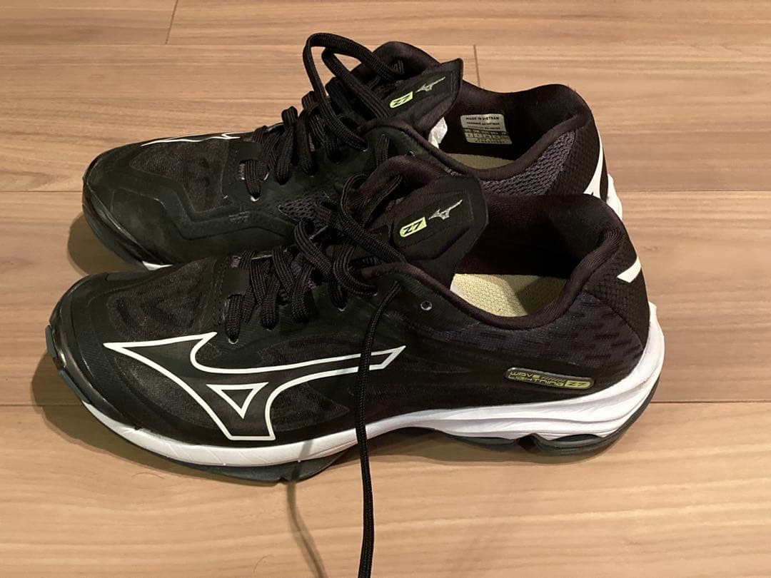 Mizuno バレーボールシューズ ブラック/ホワイト