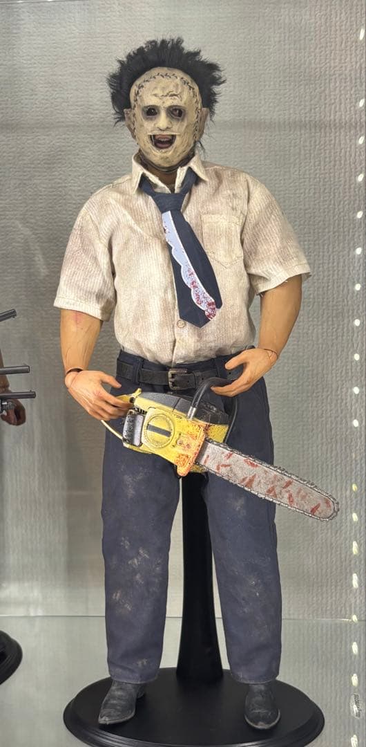 スリーゼロ　悪魔のいけにえ　レザーフェイス1/6