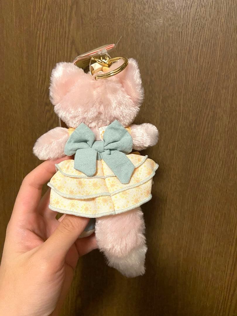 上海ディズニー　ナチュラルカラー　リーナベル　キーホルダー