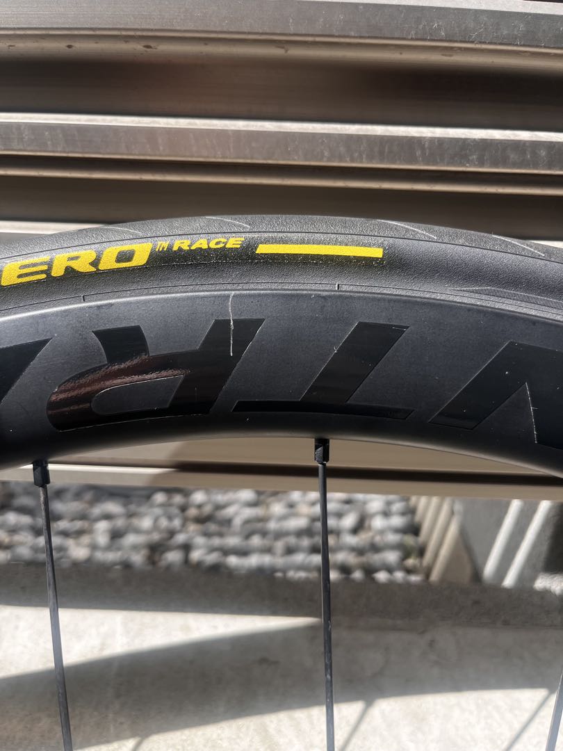 Bontrager Aeolus Pro 37 TLR ディスクロードホイール