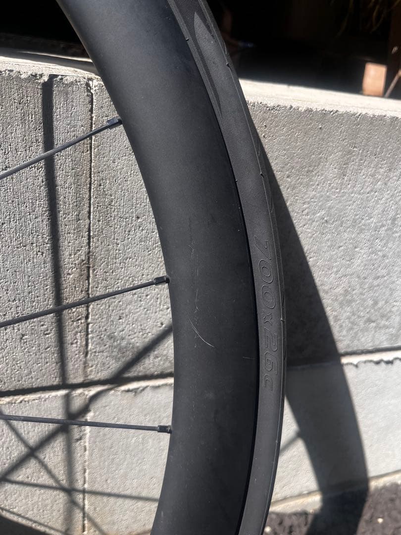 Bontrager Aeolus Pro 37 TLR ディスクロードホイール