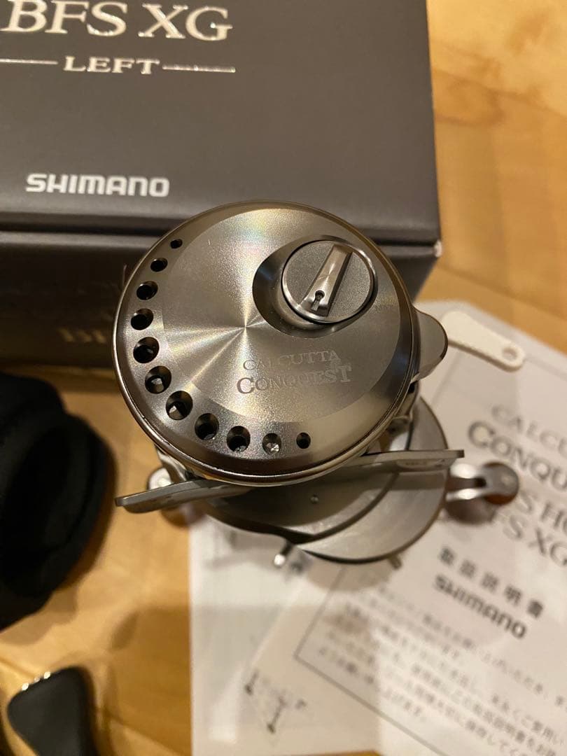 SHIMANO カルカッタコンクエスト BFS XG 左ハンドル